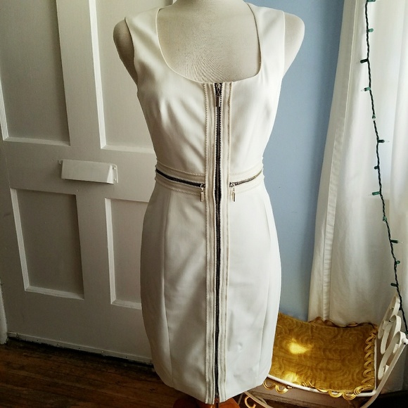 Black Halo Dresses & Skirts - ▪Black Halo▪ Hot White Zippered Dress